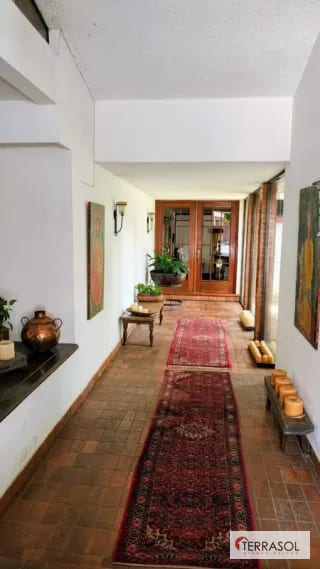 Elegante casa en San Lazaro Viejo. — Casa en Venta en San Lázaro, Zona 15, Guatemala, Ciudad — miniatura 9 de 10