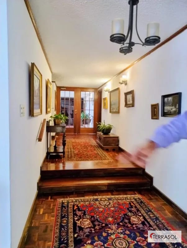 Elegante casa en San Lazaro Viejo. — Casa en Venta en San Lázaro, Zona 15, Guatemala, Ciudad — foto 8 de 10