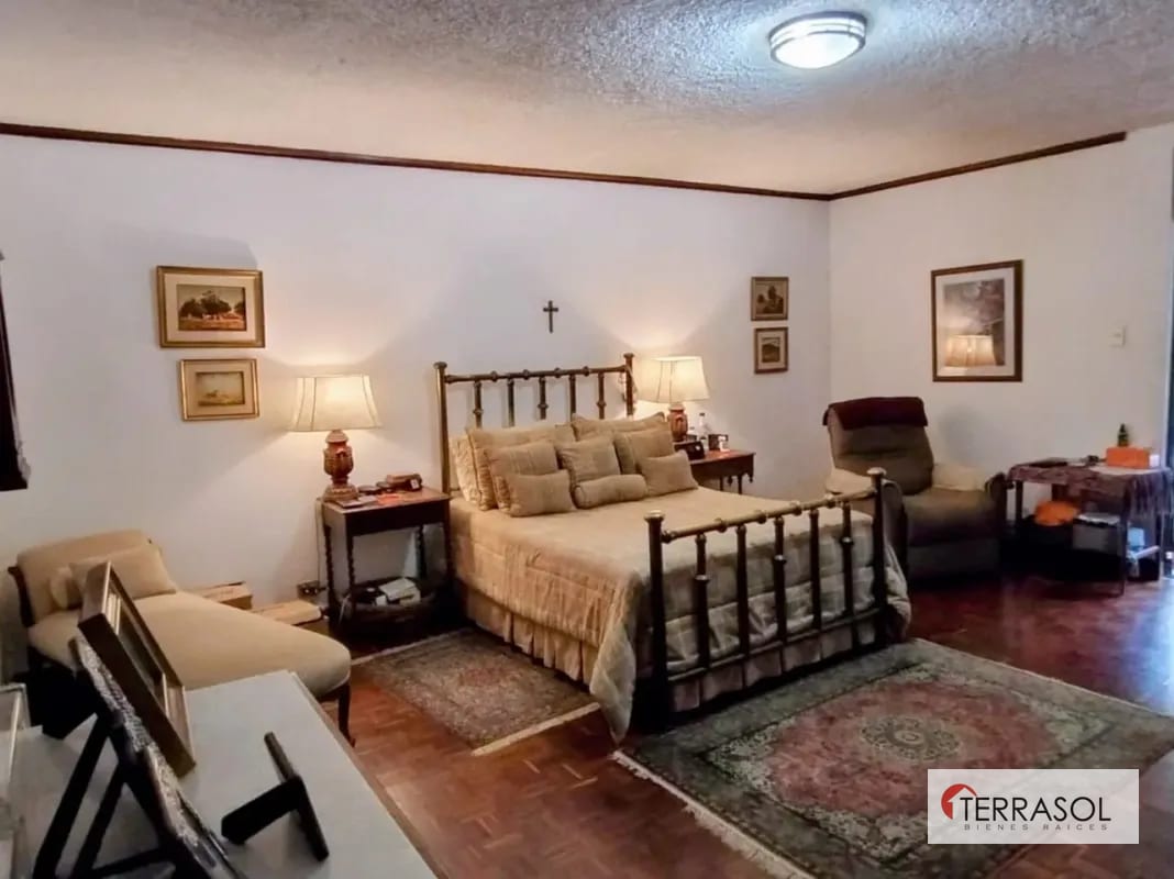Elegante casa en San Lazaro Viejo. — Casa en Venta en San Lázaro, Zona 15, Guatemala, Ciudad — foto 7 de 10