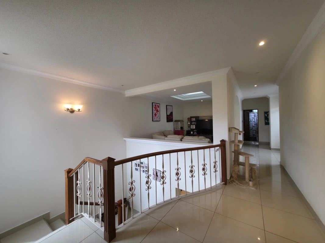km 26 Carretera a El Salvador casa en venta moderna — Casa en Venta en Bosques de Villa Verde, Carretera a El Salvador, Guatemala, Ciudad — foto 8 de 17