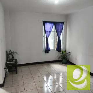 CASA EN VENTA EN RESIDENCIALES FUENTES DEL VALLE NORTE — Casa en Venta en Zona 18, Guatemala, Ciudad — miniatura 8 de 12