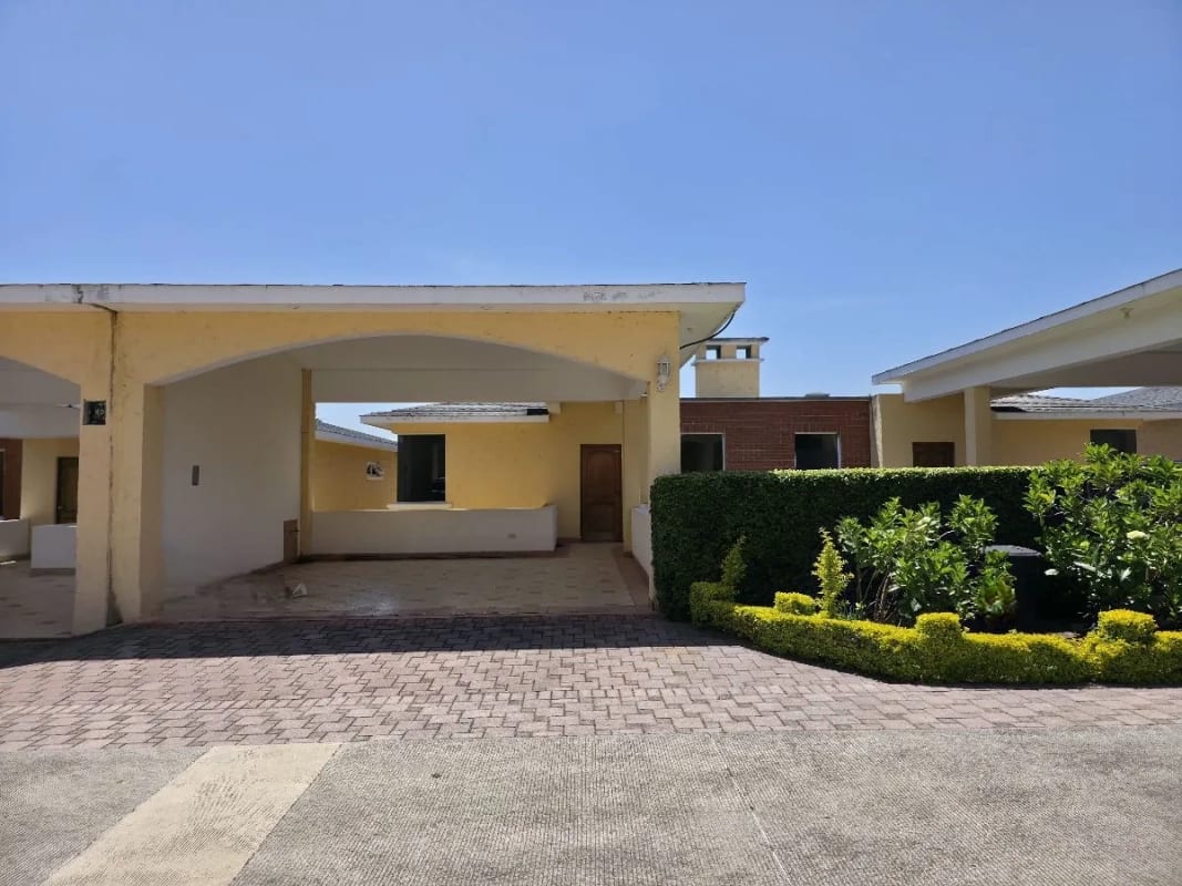 Casa en venta en Carretera a El Salvador Lo de Diéguez — Casa en Venta en Carretera a El Salvador, Guatemala, Ciudad — foto 1 de 17