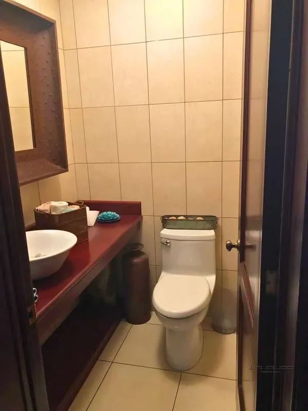 APARTAMENTO EN VENTA ZONA 16 ENCINOS DE CAYALA CON JARDIN — Apartamento en Venta en Zona 16, Guatemala, Ciudad — foto 4 de 9