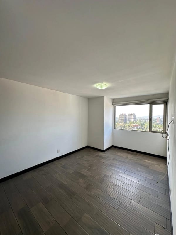Apartamento en renta Verona en zona 10 — Apartamento en Alquiler en Zona 10, Guatemala, Ciudad — foto 12 de 15