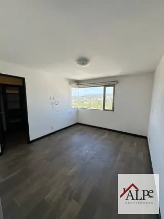 PENTHOUSE CON TERRAZA ZONA 10 — Apartamento en Alquiler en Verona, Zona 10, Guatemala, Ciudad — miniatura 7 de 15