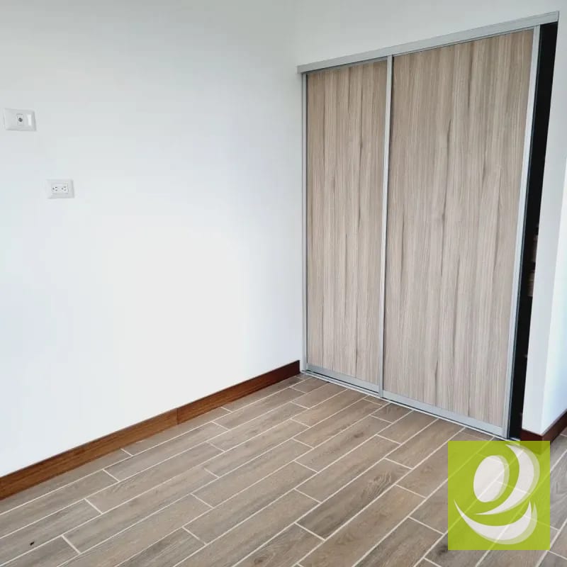APARTAMENTO EN VENTA ZONA 14 — Apartamento en Venta en Vila Catorce, Zona 14, Guatemala, Ciudad — foto 3 de 9