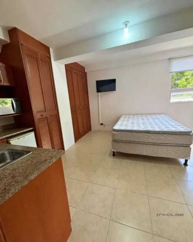 APARTAMENTO EN RENTA AMUEBLADO  ZONA 16, LA MONTAÑA - TIPO ESTUDIO — Apartamento en Alquiler en La Montaña, Zona 16, Guatemala, Ciudad — foto 4 de 5