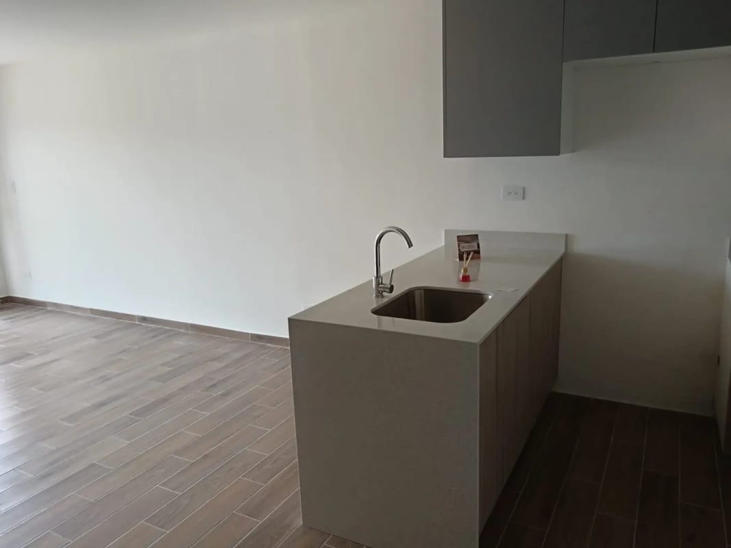 Se renta apartamento, 3 hab, Parque 14, $1200 — Apartamento en Alquiler en Parque 14, Zona 14, Guatemala, Ciudad — foto 3 de 10
