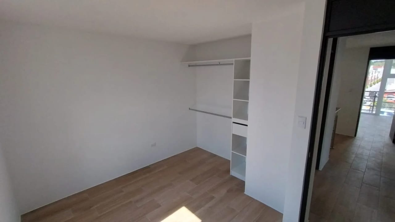 CASA EN VENTA, proyecto en los pinabetes, carretera a san jose pinula — Casa en Venta en San José Pinula, Guatemala, Ciudad — foto 7 de 12