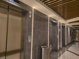 Vendo oficina en Edificio Renovati zona 10 oficina en Edificio Renovati zona 10 — Oficina en Venta en Zona 10, Guatemala, Ciudad — miniatura 5 de 6