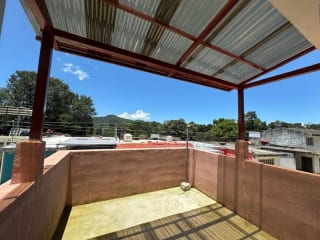 CASA EN VENTA EN FRAIJANES, DENTRO DE GARITA, KM 27 — Casa en Venta en Carretera a El Salvador, Guatemala, Ciudad — miniatura 2 de 12