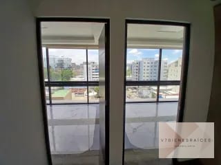 AMPLIA OFICINA - CLÍNICA TABICADA EN RENTA — Oficina en Alquiler en Zona 10, Guatemala, Ciudad — miniatura 8 de 9