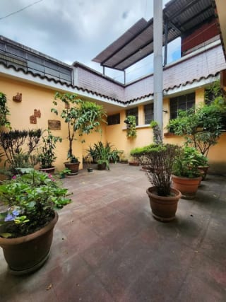 Propiedad Estratégica Z.5: Casa de 3 niveles en Sector en Crecimiento — Casa en Venta en Casa Asunción, Zona 5, Guatemala, Ciudad — miniatura 7 de 17