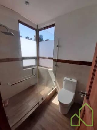 Casa en Alquiler en Alto Valle — Casa en Alquiler en Carretera a El Salvador, Guatemala, Ciudad — miniatura 5 de 8