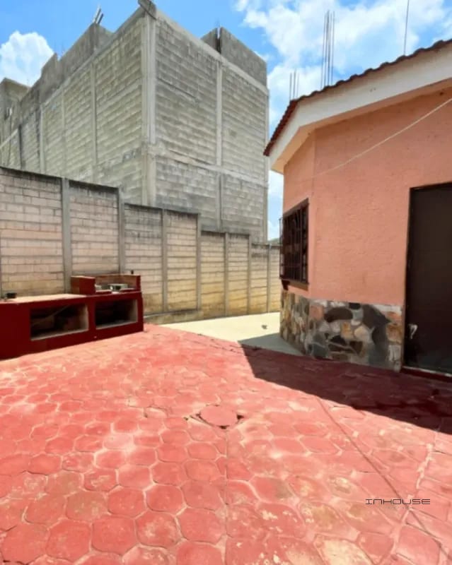 CASA EN VENTA EN SAN CRISTOBAL ZONA 8 DE MIXCO, DE UN NIVEL — Casa en Venta en Zona 8 Mixco, Guatemala, Ciudad — foto 4 de 11