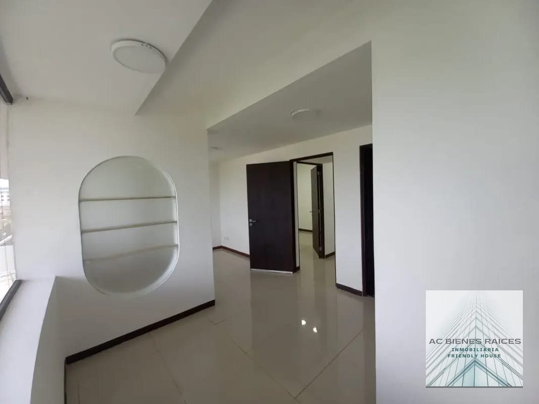 Venta Clínica médica en Salu Centro zona 9 — Clínica en Venta en Zona 9, Guatemala, Ciudad — foto 1 de 7
