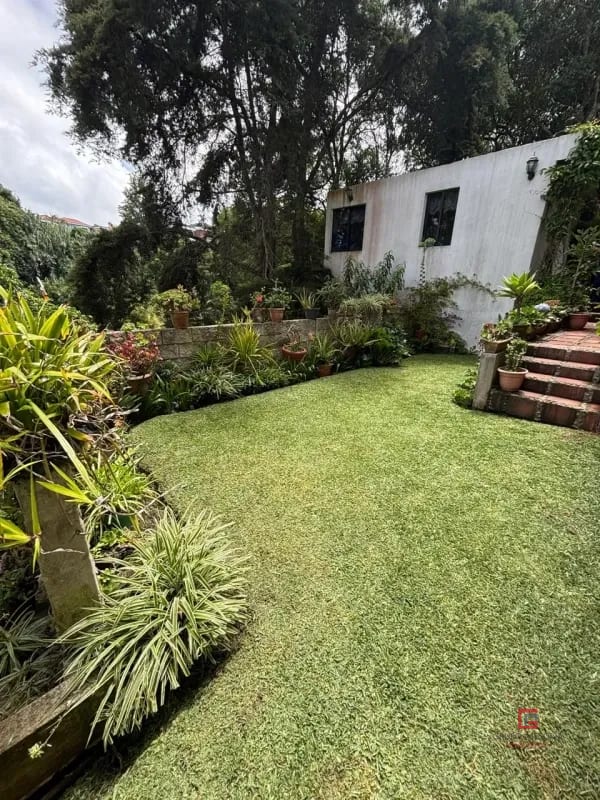 Hermosa casa en venta en Residencial La Suiza KM 16 CAES — Casa en Venta en Carretera a El Salvador, Guatemala, Ciudad — foto 1 de 7
