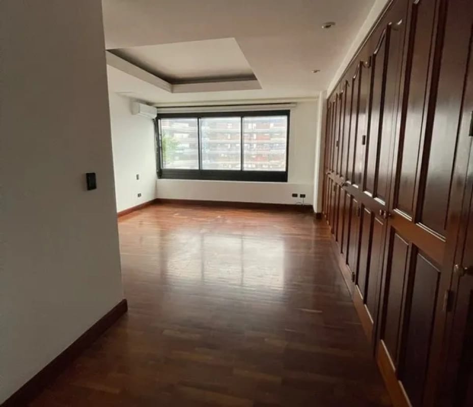 Apartamento en Venta - SAN IGNACIO II Zona 10 — Apartamento en Venta en San Ignacio, Zona 10, Guatemala, Ciudad — foto 8 de 11