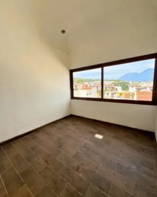 CASAS EN VENTA EN ANTIGUA SAN PEDRO LAS HUERTAS — Casa en Venta en Antigua, Sacatepéquez — miniatura 4 de 9