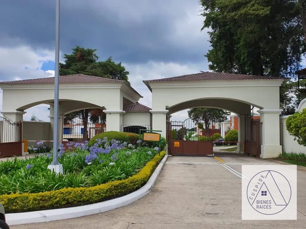 Carr. Salvador km 26 se vende terreno en Bosques de Vilaverde — Terreno en Venta en Bosques de Villa Verde, Carretera a El Salvador, Guatemala, Ciudad — foto 1 de 4