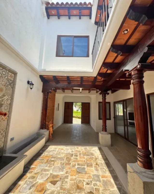 CASA EN VENTA EN ANTIGUA, ANTIGUA GARDENS — Casa en Venta en Antigua, Sacatepéquez — foto 5 de 10