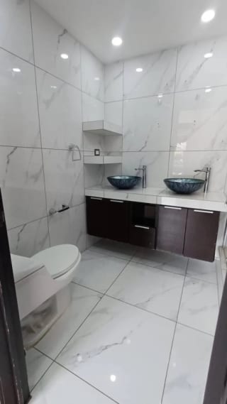Casa en Venta -  Cumbres de la Arboleda  Km 21.5 — Casa en Venta en Cumbres de La Arboleda, Carretera a El Salvador, Guatemala, Ciudad — miniatura 4 de 12