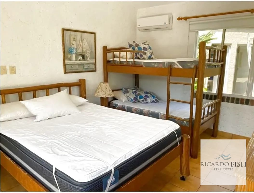 Likin | Casa en Venta Frente al Canal! — Casa vacacional en Venta en Likin, Puerto Quetzal, Escuintla — foto 3 de 12
