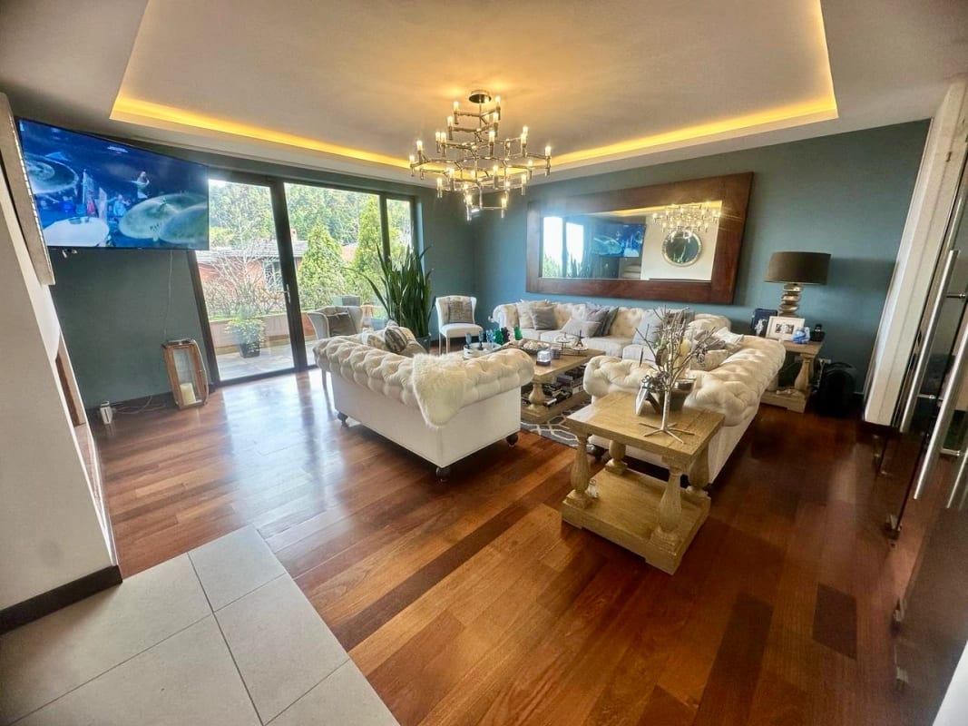 VENDO BELLA Y AMPLIA CASA DE LUJO EN RES. CONCEPCION KM 15 CAES — Casa en Venta en Santa Catarina Pinula, Carretera a El Salvador, Guatemala, Ciudad — foto 11 de 15