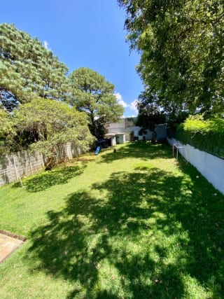 VENDO LINDA CASA CON AMPLIO JARDÍN EN EXCLUSIVA COLONIA EN ZONA 11 — Casa en Venta en *Otro / No especificar, Zona 11, Guatemala, Ciudad — miniatura 4 de 10