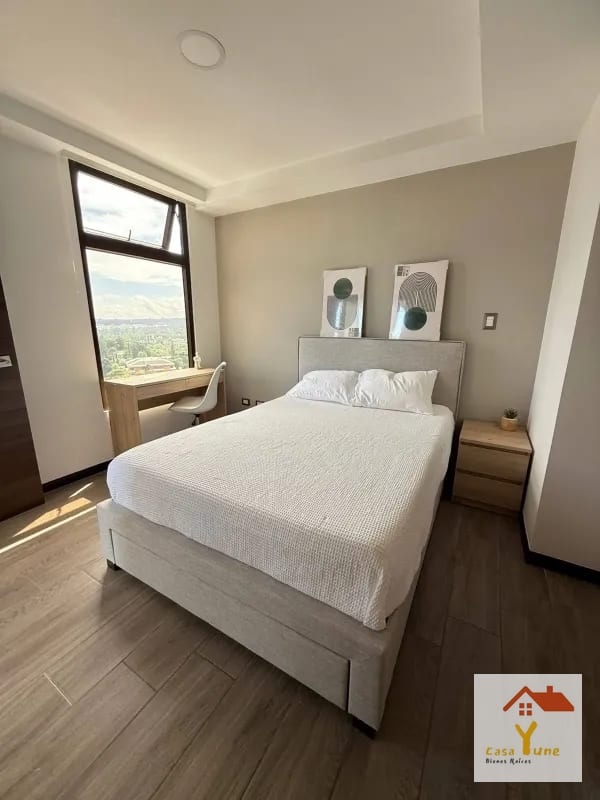 Apartamento en alquiler zona 10 Niko Amueblado — Apartamento en Alquiler en Niko 10, Zona 10, Guatemala, Ciudad — foto 2 de 11