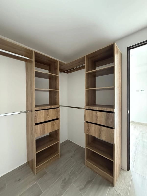 Apartamento para estrenar en Z 5 . Línea blanca completa y aires acondicionados — Apartamento en Alquiler en Zona 5, Guatemala, Ciudad — foto 5 de 11