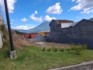 Terreno en Bella Vista Jocotenango con Hermosas Vistas — Terreno en Venta en Antigua, Sacatepéquez — miniatura 1 de 9
