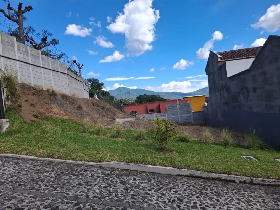 Terreno en Bella Vista Jocotenango con Hermosas Vistas — Terreno en Venta en Antigua, Sacatepéquez — foto 7 de 9