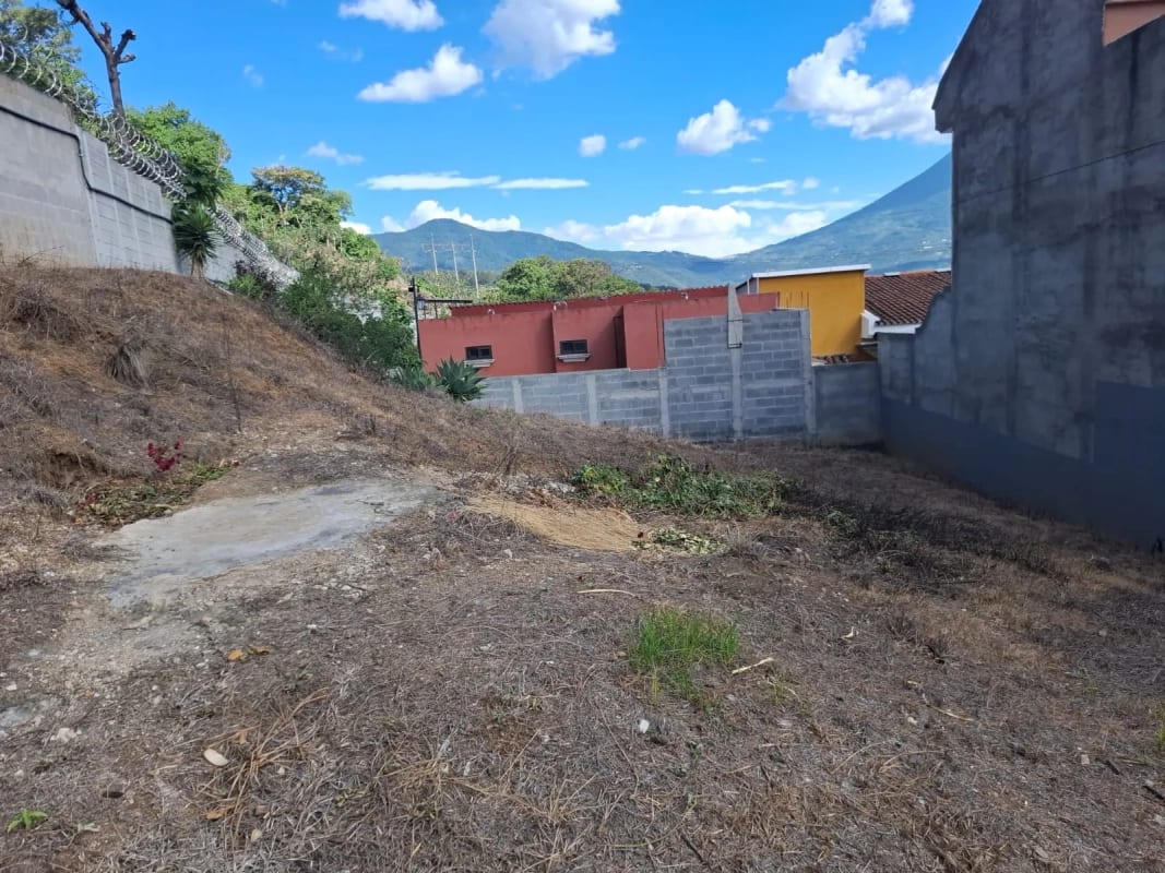 Terreno en Bella Vista Jocotenango con Hermosas Vistas — Terreno en Venta en Antigua, Sacatepéquez — foto 6 de 9