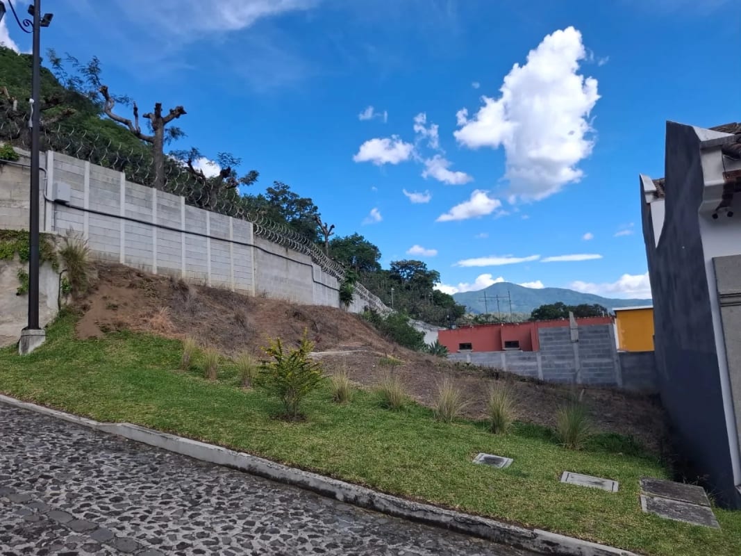 Terreno en Bella Vista Jocotenango con Hermosas Vistas — Terreno en Venta en Antigua, Sacatepéquez — foto 4 de 9