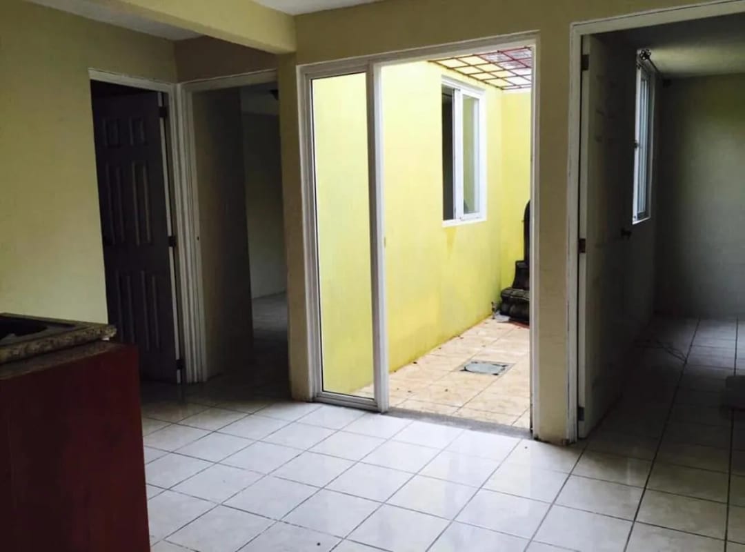 Vendo Casa Lo de Valdez Km. 20.5 Carrtera a San José Pinula — Casa en Venta en lo de Valdez, San José Pinula, Guatemala, Ciudad — foto 4 de 9