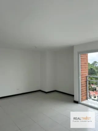 Apartamento en renta San Mateo zona 7 — Apartamento en Alquiler en Zona 7, Guatemala, Ciudad — miniatura 10 de 14