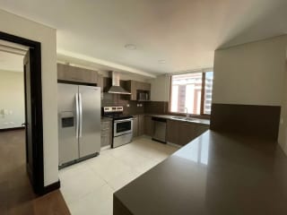 Alquiler de Apartamento en Edificio Zona 14 — Apartamento en Alquiler en Santa Inés, Zona 14, Guatemala, Ciudad — miniatura 1 de 8