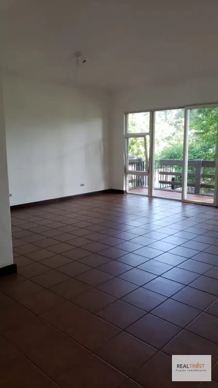 Renta Apartamento Condominio Villas del Campo, S.A. — Casa en Alquiler en Villas del Campo, Carretera a El Salvador, Guatemala, Ciudad — foto 6 de 12