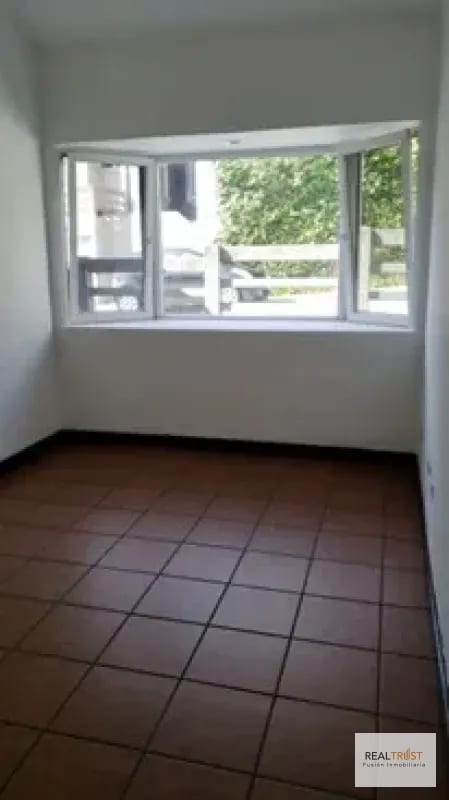 Renta Apartamento Condominio Villas del Campo, S.A. — Casa en Alquiler en Villas del Campo, Carretera a El Salvador, Guatemala, Ciudad — foto 3 de 12