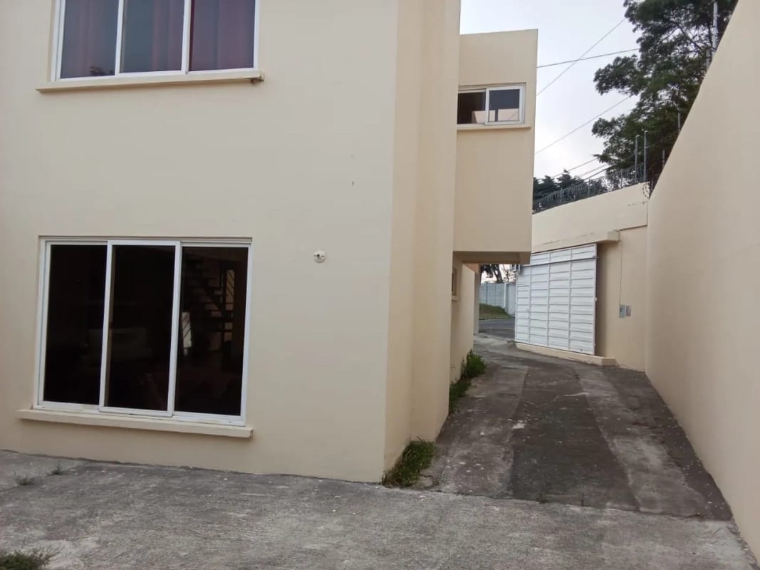 Casa en Venta - Arrazola Panorama Km16 CAES — Casa en Venta en Arrazola Panorama, Carretera a El Salvador, Guatemala, Ciudad — foto 3 de 11