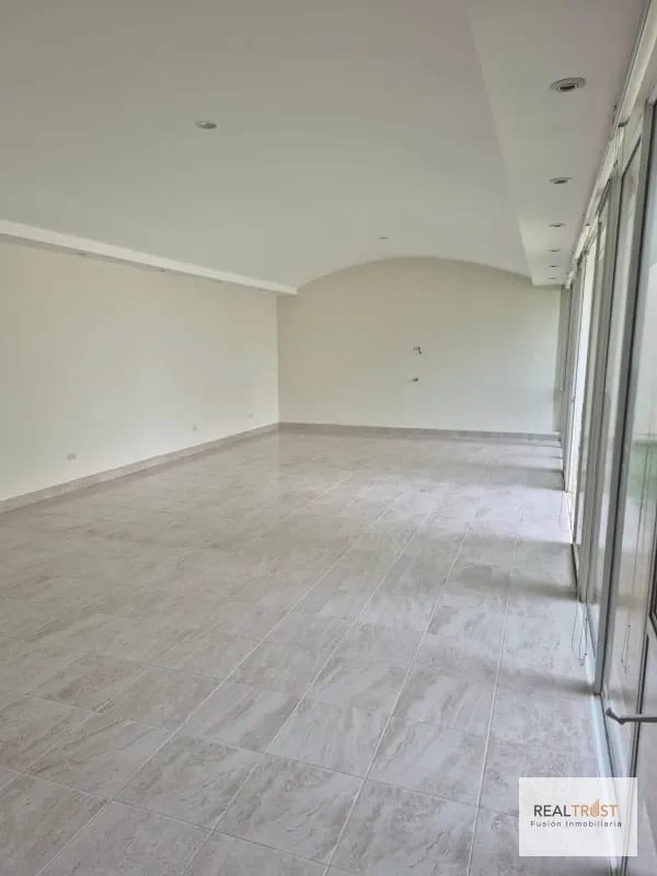 VENDO CASA EN PORTAL DEL BOSQUE KM. 22 CARRETERA AL SALVADOR — Casa en Venta en Portal del Bosque, Carretera a El Salvador, Guatemala, Ciudad — foto 16 de 17