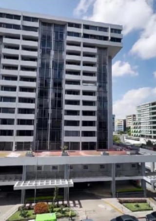 Espacio comercial en renta en Edificio El Cortijo — Oficina en Alquiler en Zona 9, Guatemala, Ciudad — miniatura 2 de 2