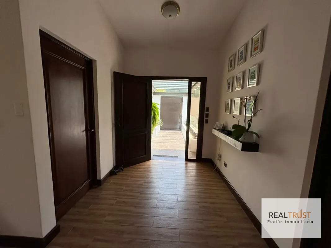 Casa en Venta Oakland zona 10 — Casa en Venta en *Otro / No especificar, Zona 10, Guatemala, Ciudad — foto 9 de 15