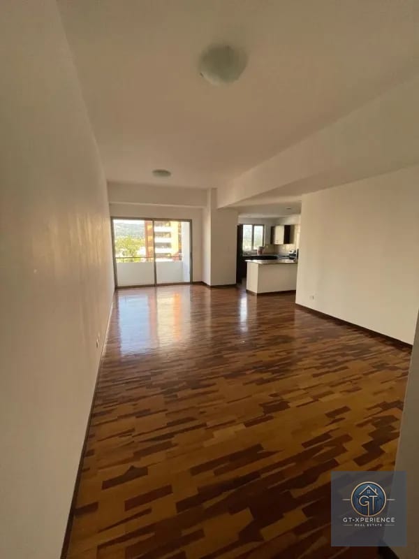 Apartamento en renta en edificio Torre Quattro, zona 14 — Apartamento en Alquiler en Torre Quattro, Zona 14, Guatemala, Ciudad — foto 1 de 13