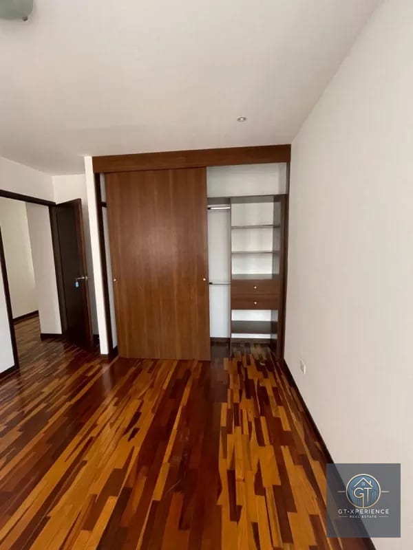 Apartamento en renta en edificio Torre Quattro, zona 14 — Apartamento en Alquiler en Torre Quattro, Zona 14, Guatemala, Ciudad — foto 10 de 13