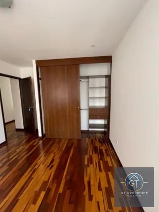 Apartamento en renta en edificio Torre Quattro, zona 14 — Apartamento en Alquiler en Torre Quattro, Zona 14, Guatemala, Ciudad — miniatura 10 de 13