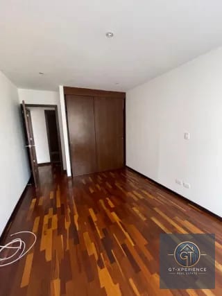 Apartamento en renta en edificio Torre Quattro, zona 14 — Apartamento en Alquiler en Torre Quattro, Zona 14, Guatemala, Ciudad — miniatura 5 de 13