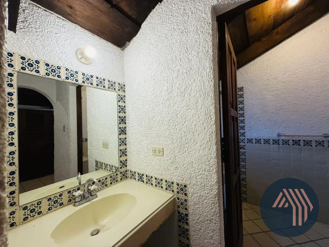 ALQUILER DE LINDA SUITE - PENSATIVO DE GRAVILEAS, ANTIGUA — Apartamento en Alquiler en Antigua, Sacatepéquez — foto 12 de 16