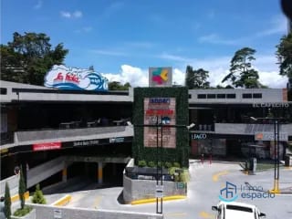 Local en Renta zona 10 — Local en Alquiler en Zona 10, Guatemala, Ciudad — miniatura 2 de 11
